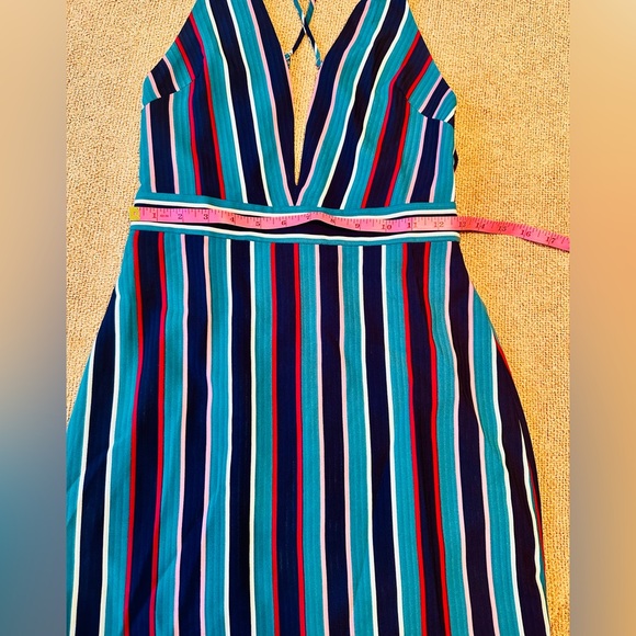 NWOT Lovers and Friends V neck striped mini dress size xsmall - Picture 3 of 9